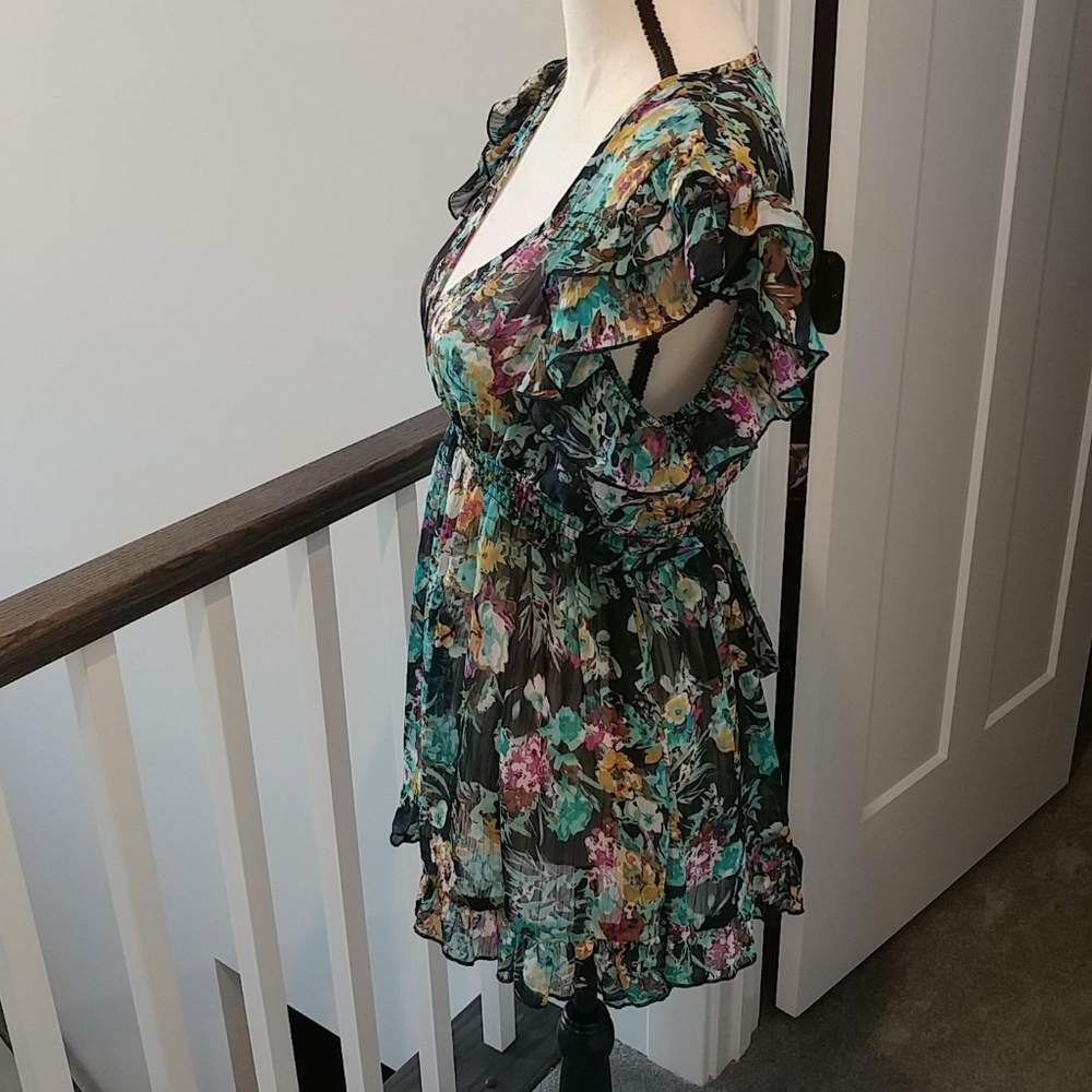 Floral blouse - Picture 3 of 7